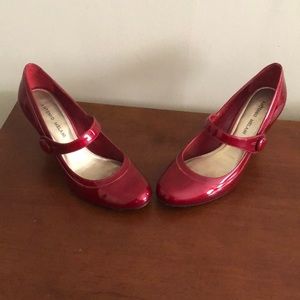 Antonio Melani Red Patent Mary Jane Heels 👠